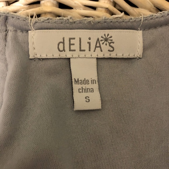 Delia’s Lace Blouse - Picture 4 of 8